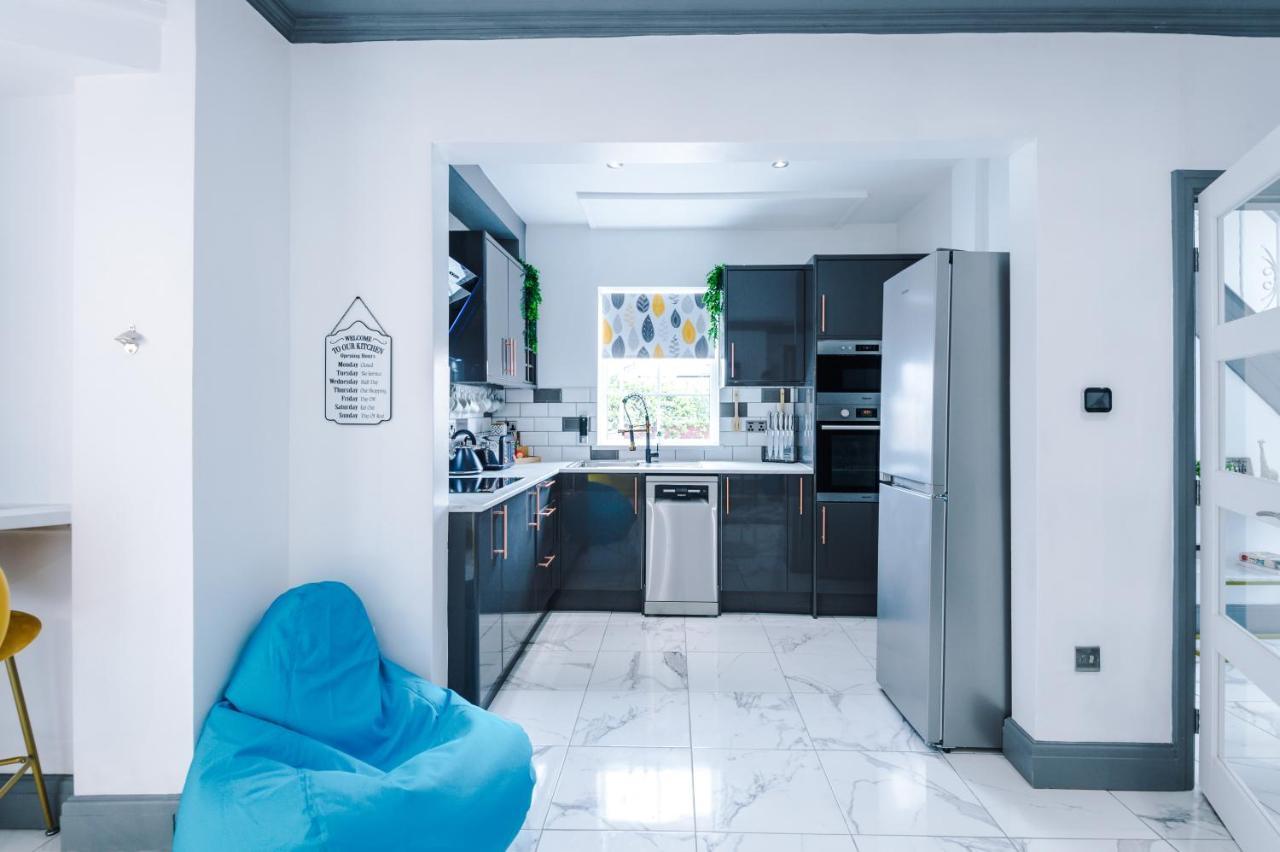 בלקפול Only Family Groups - Pets Stay For Free - Sleeps 8 - Sofabed מראה חיצוני תמונה